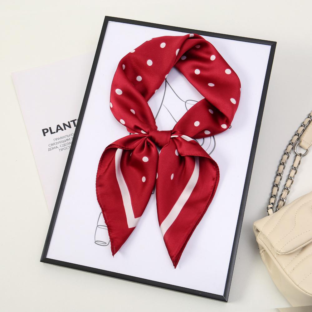 71 Flower polka dot simulation silk scarf neck small square scarf Korean atmosphere sunscreen scarf advanced sense