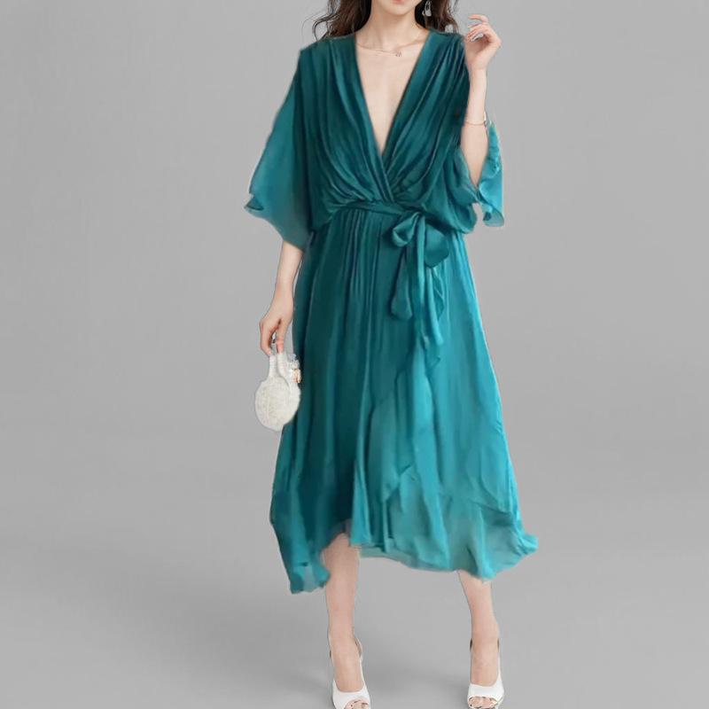 New Women's Clothing Elegant and Fashionable Solid Color Bat Sleeve Long Dress for Women