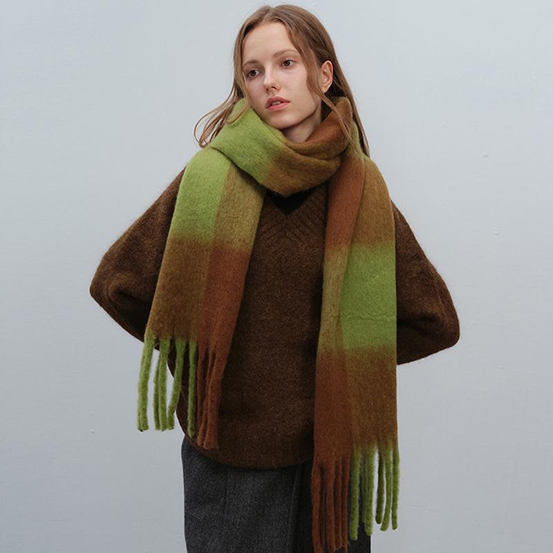 Luxury  Cashmere Womens Scarf Winter Thick Warm Color Block Wraps Female Pashmina Long Tassel Female Bufandas Thick Blanket