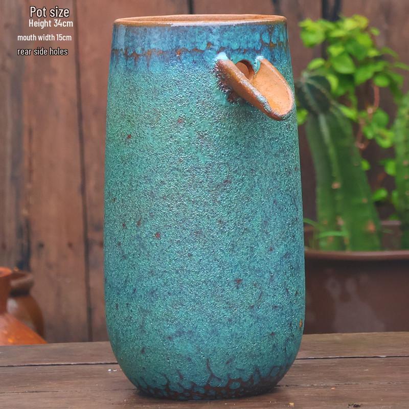 Vintage Ceramic Fish Tank Water Feature with Filtration & Oxygenation for Courtyard Landscaping and Hotel Décor