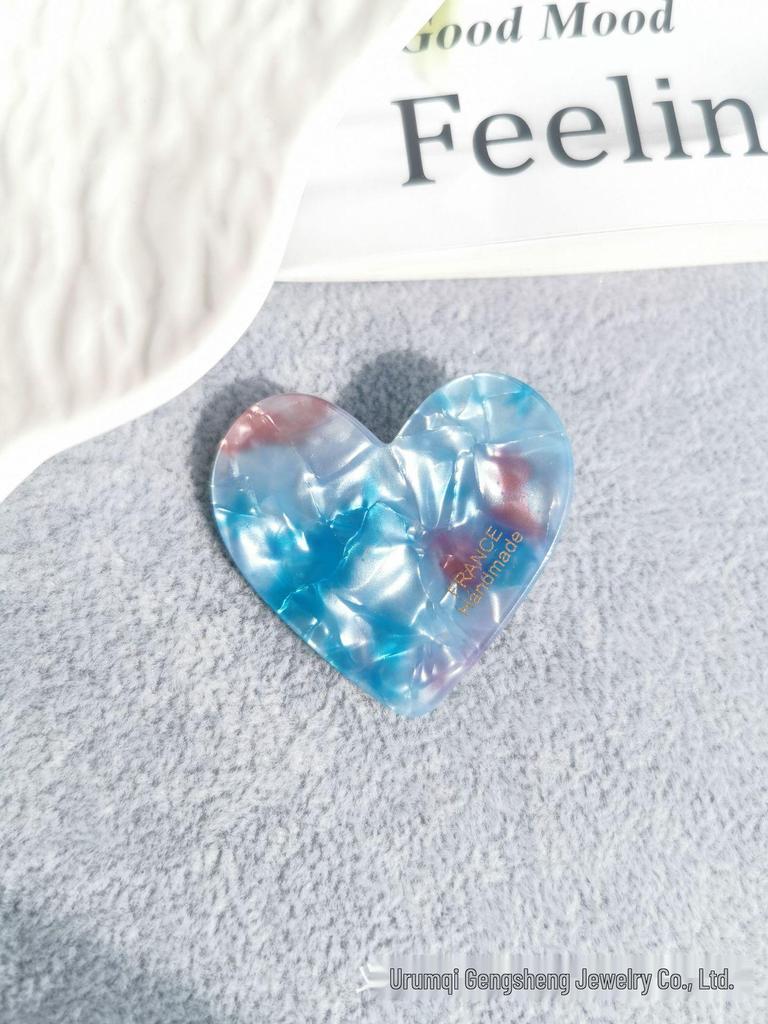 Retro Chic Heart Hair Clip: Cute, Simple, Versatile Side Clip
