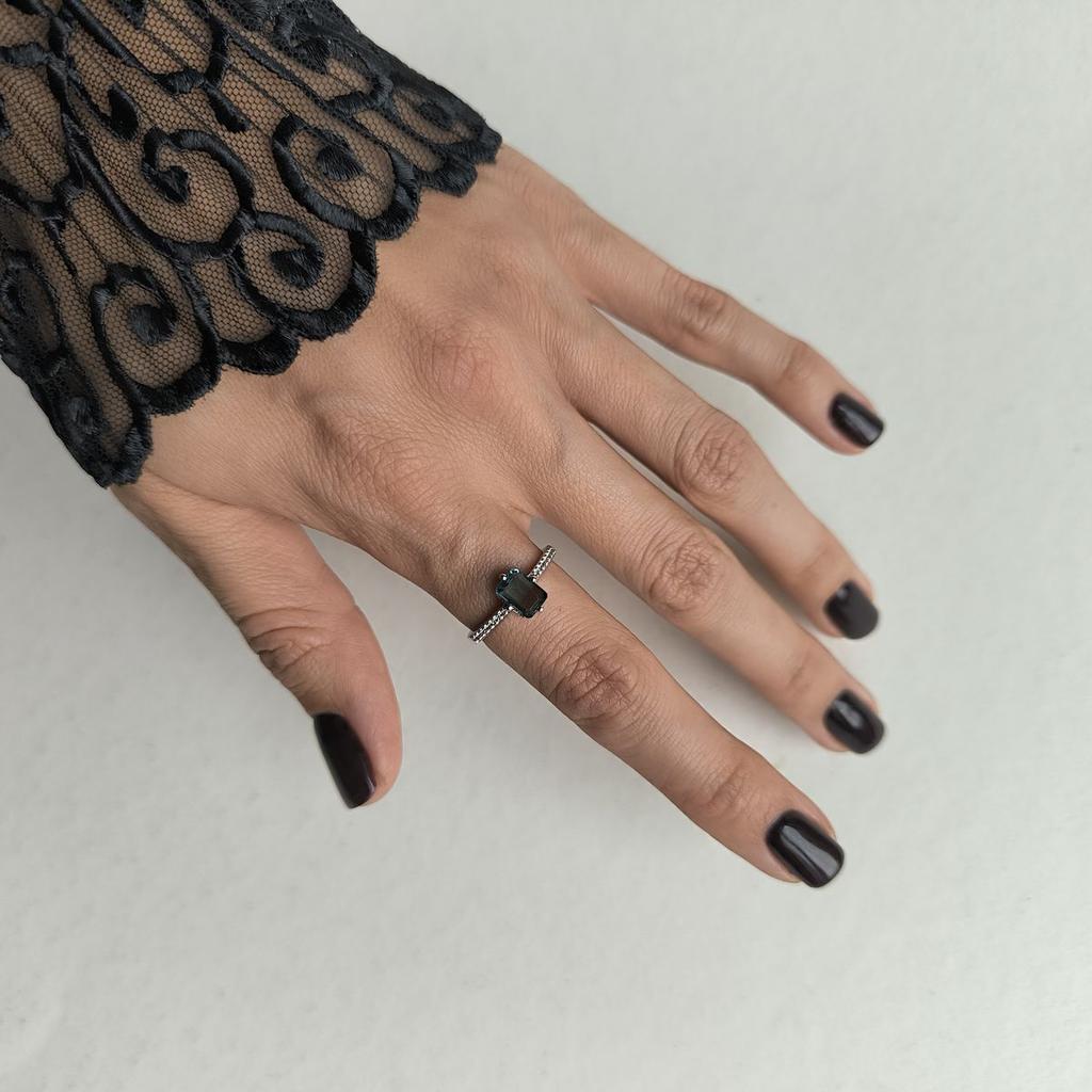 Серебряное кольцо с топазом Лондон Блю 1.093ct, вес изделия 2,24 гр (2195955)