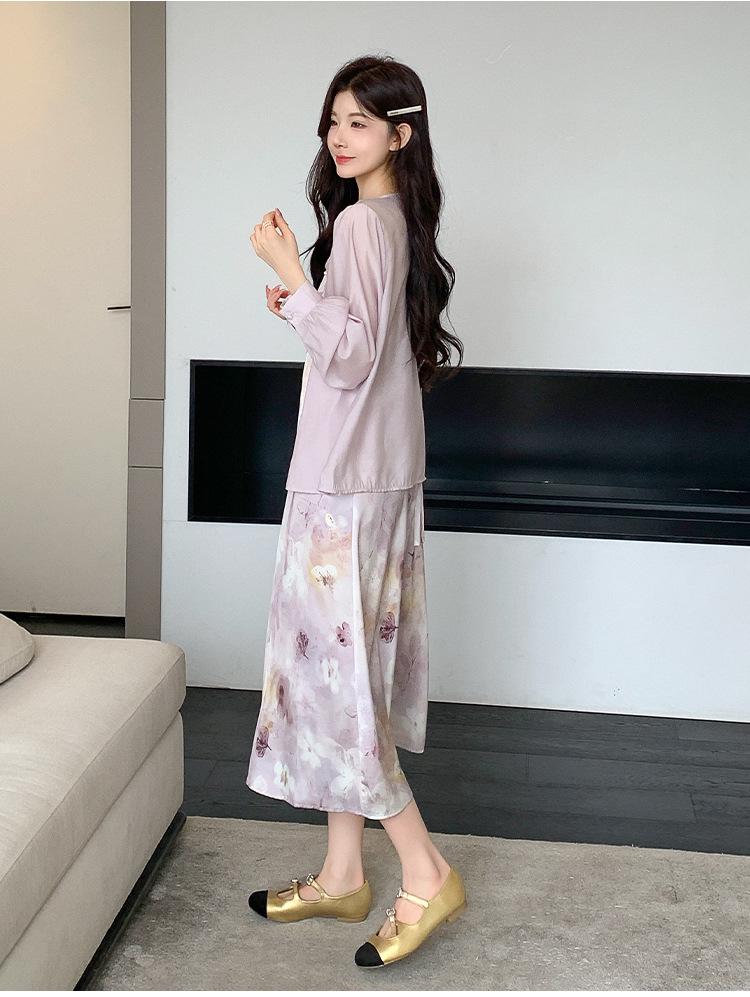 Spring/Summer 2026 Maternity Set: Gentle Purple Floral Strappy Dress with Shirt Cardigan