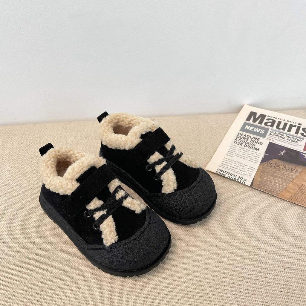Children's cotton shoes 2025 winter new boys' velvet board shoes girls' warm two cotton shoes soft-soled baby Birkenstocks