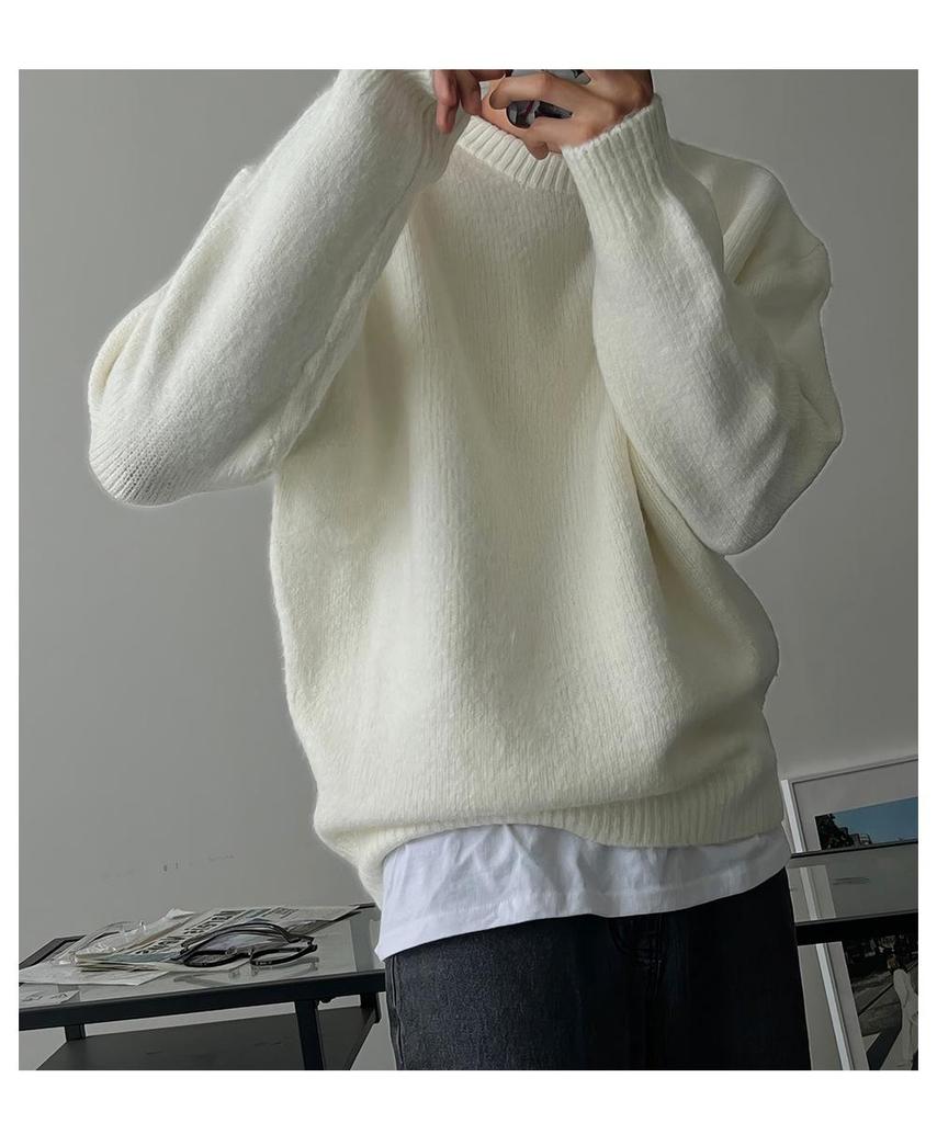 Men's Solid Color Round Neck Knit Sweater - Warm, Thick, and Versatile for Spring and Autumn