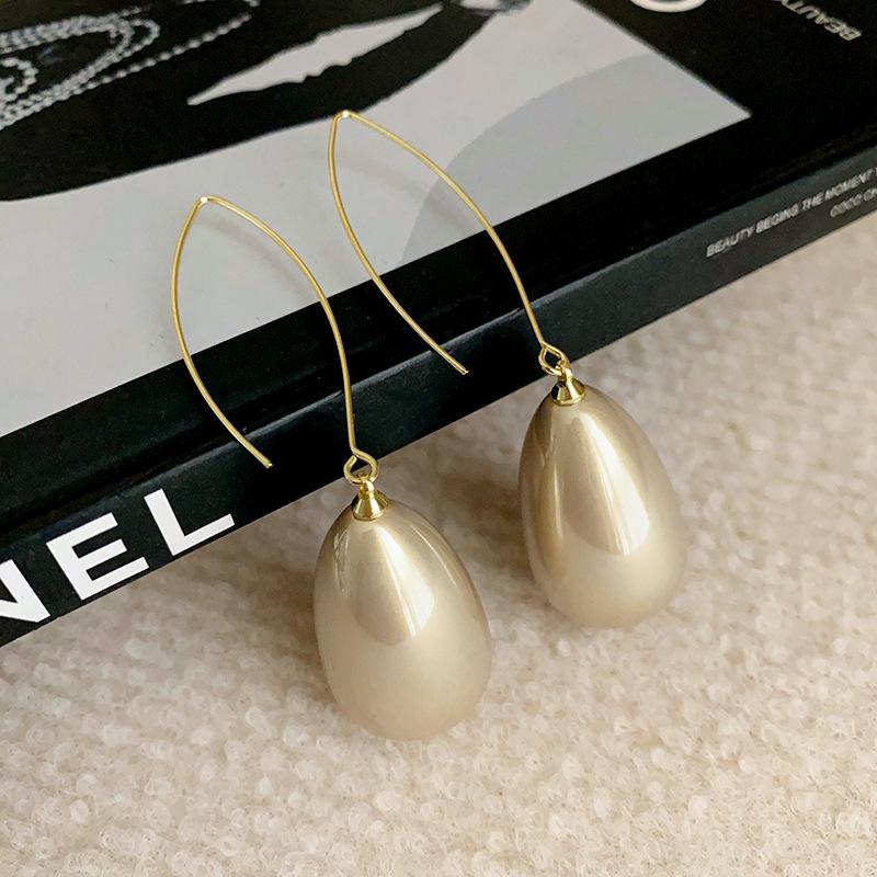 French Geometric Water Drop Pearl Earrings Retro Fashion Temperament Ear Hook New High-end Versatile Earrings Women