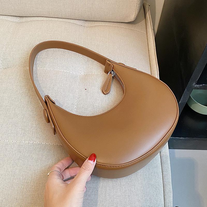 French Niche Women's Armpit Bag Autumn and Winter New Shoulder Bag Versatile High-quality Fashion Bag