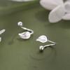 Fresh and Light New Style Leaf-shaped Round Pearl Earrings for Women, with A Retro and Unique Style for The Niche Market. Spiral Screws Type Earrings.