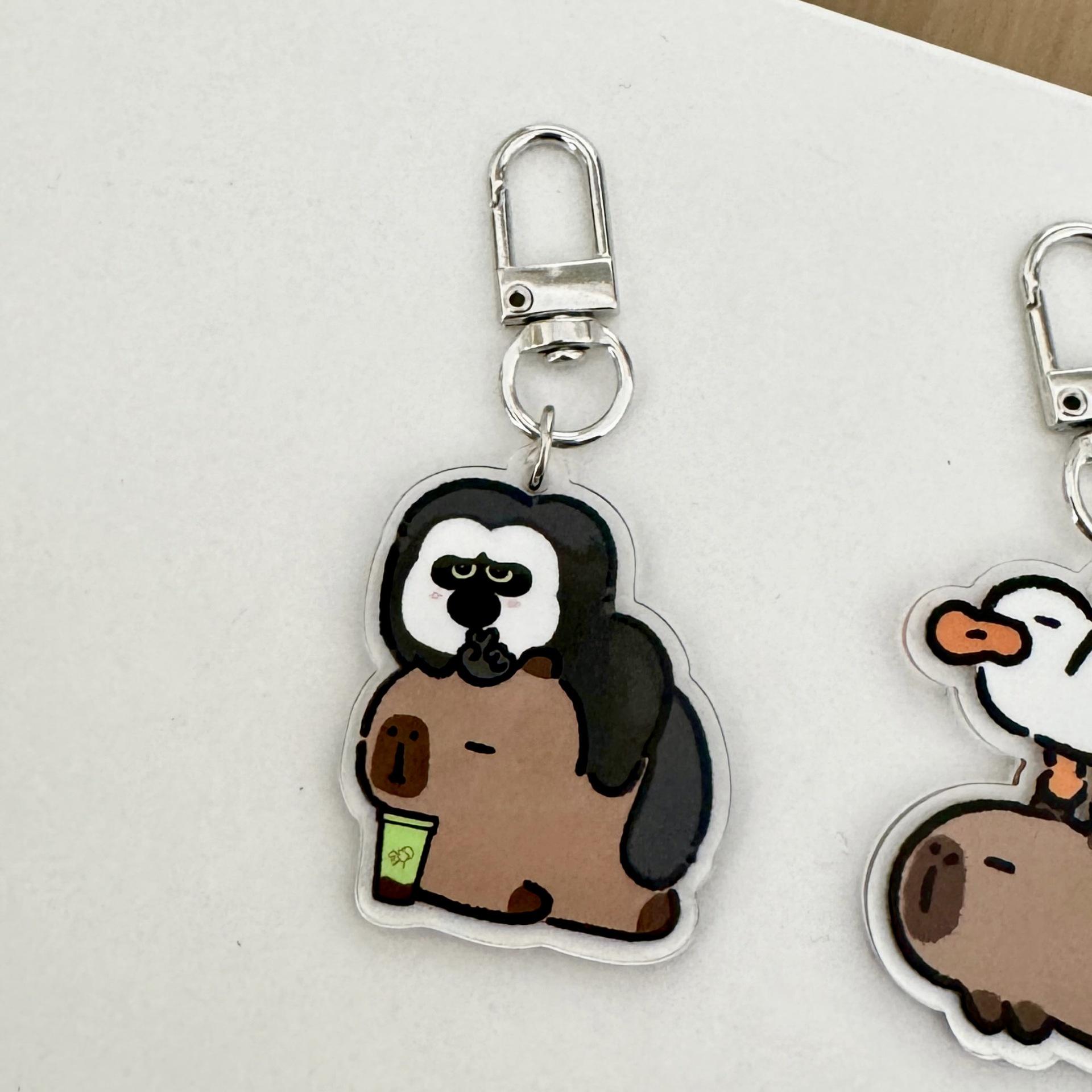 

«Мультяшные брелки и подвески»: Забавные школьные сумки и пеналы, креативные подарки для студентов.