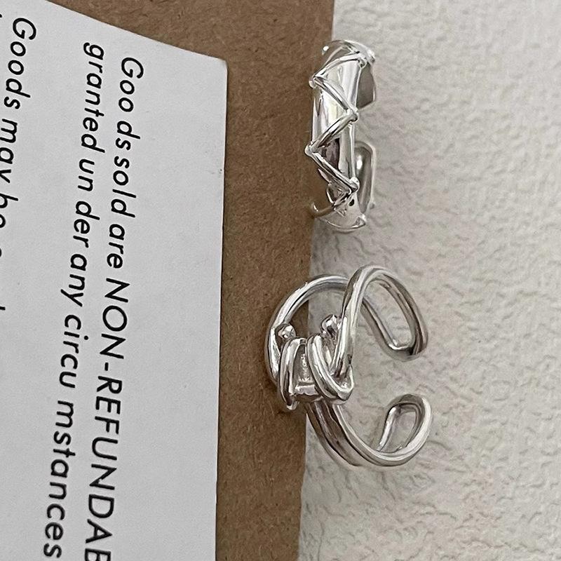 Curved Line Ring Female Ins Wind Niche Simple Cold Wind Finger Ring Advanced Sense Hundreds of Tide Elegant Simple Women Rings