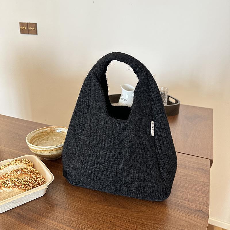 

Женские шерстяные сумки в корейском стиле: Модный, высококачественный, простой, однотонный, универсальный для осени/зимы чёрный