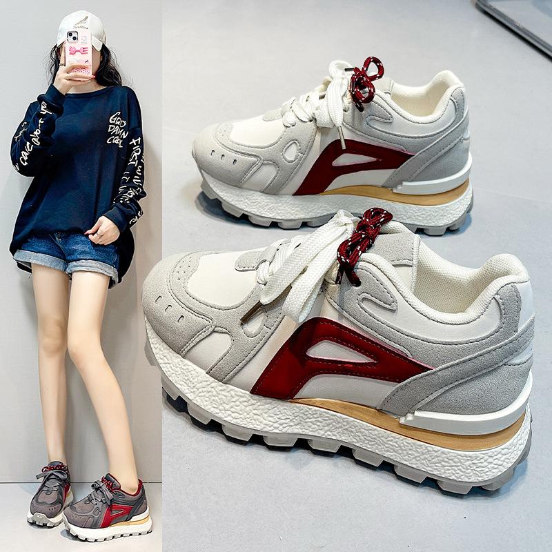 Chaussures pour femmes à rehausse intérieure 2025 nouvel automne à semelle épaisse super tendance chaussures de sport running spectacles petites et légères Forrest Gump chaussures de papa