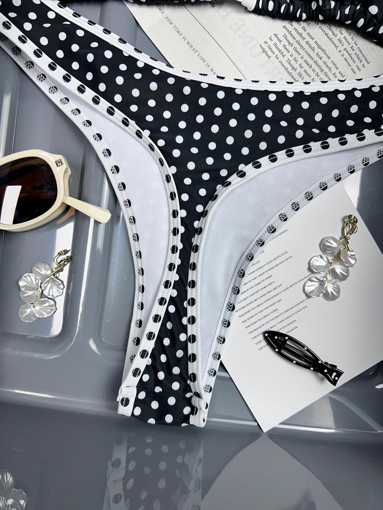 Costume da bagno bikini a triangolo sexy con perizoma, spaccato, costume da bagno da donna