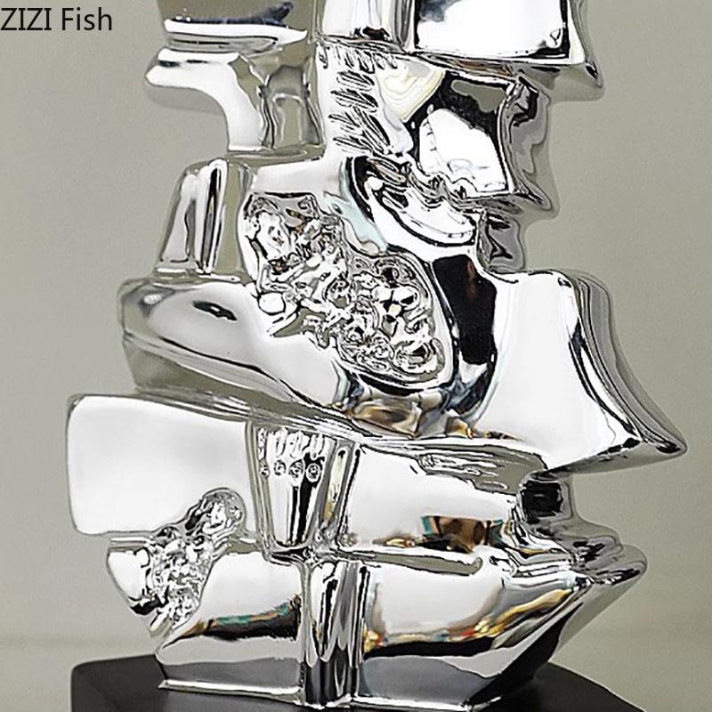 Creative Golden Violin Sculpture Artwork Desk Decoration Ornaments Resin Crafts Stacked Violin Statue Room Aesthetic Decor