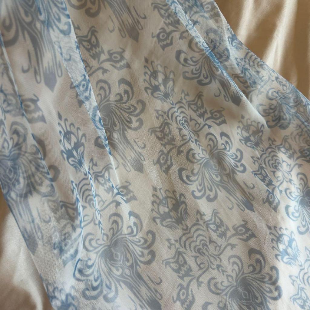 Used Super Beautiful D-Hallow Disney Haunted Mansion Headband