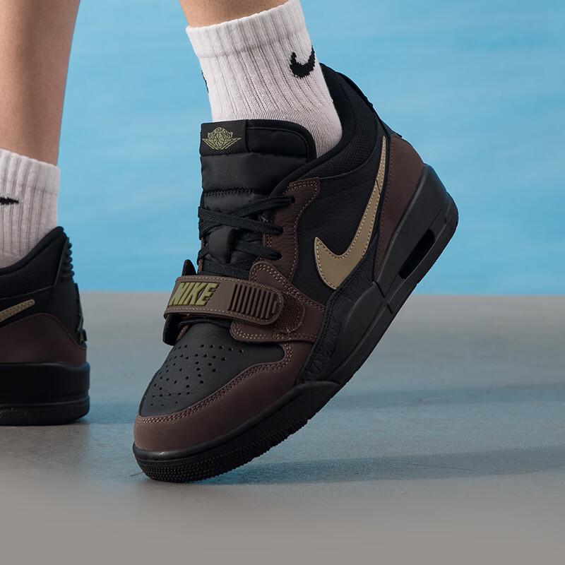 Nike Men s Casual Basketball Shoes CD7069-003