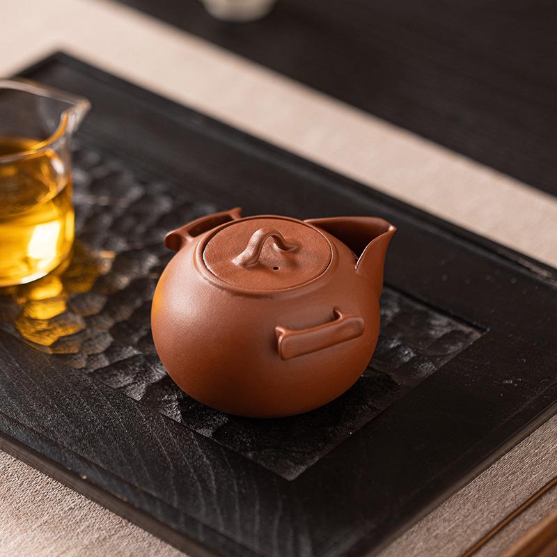 Raw ore purple sand master handmade retro hand-held teapot Zhu mud handmade teapot high-end household one-person drinking teapot