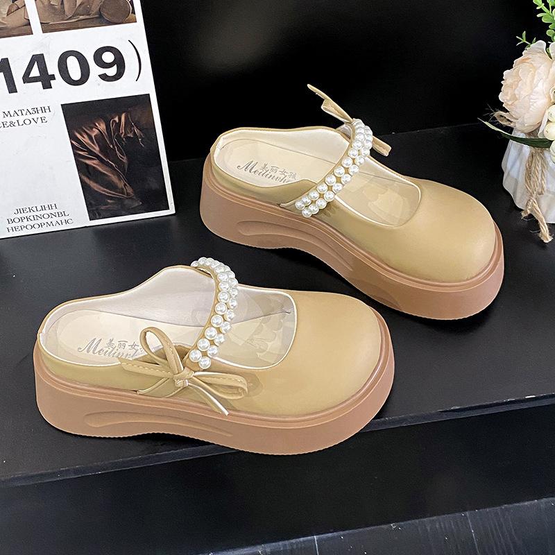 Am Abend, die super-angesagten Mary Janes mit dicker Sohle und Ein-Pedal-Design, halbe Pantoffeln mit Taschenkopf für Damen, Sommerbekleidung 2025, neue beliebte coole Pantoffeln