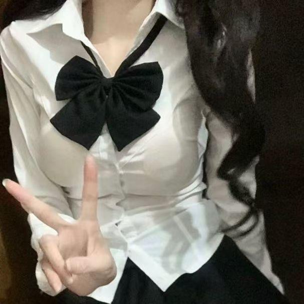 Women's Two Piece Outfit Short Sleeve Blouse V-Shaped Waist Pleated Skirt Preppy Academy Style JK Uniform Matching Set