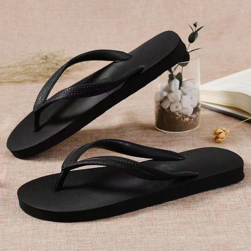 Flip-flops men wear thick-soled non-slip casual rubber slippers summer out versatile foot-pinching beach slippers