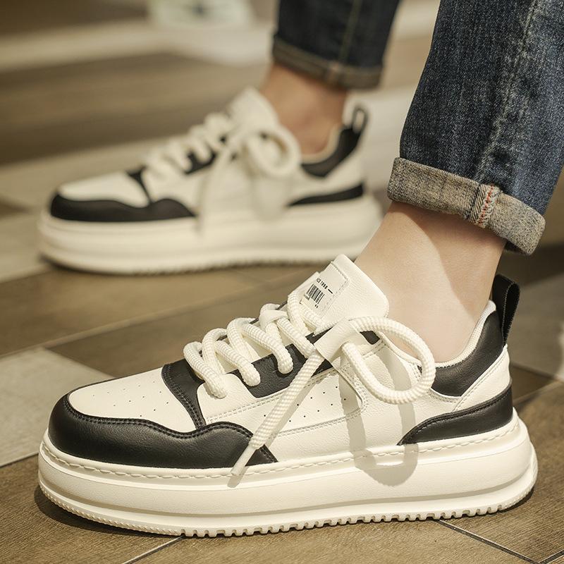 Black and white panda bread shoes platform men's shoes 2025 new breathable little white shoes versatile sports and leisure board shoes trendy shoes