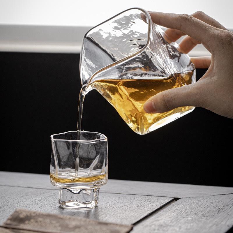 260ml Japanese Square Tea Ceremony Thicken Glass Fair Cup Tea Pitcher Chahai Household Tea Separator Kung Fu Tea Set Accessories