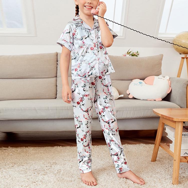 

European & American Baby Short Sleeve Cardigan Homewear: Silk-Like Summer Pajamas for Girls 150 cm