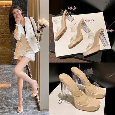 Frühling beliebte High Heels Damen wasserdicht Tisch Ein-Wort-Gürtel keine müden Füße dicker Absatz Kristall-Slipper Damen-Sandalen Damenschuhe