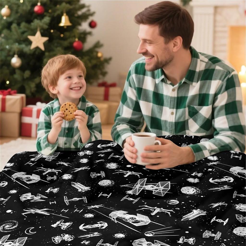 Black Spaceships Fleece Throw Blanket 40 x 50 inches for Couch Sofa Bed,Super Soft Cozy Plush Microfiber Flannel Blanket Lightweight for Women, Men
