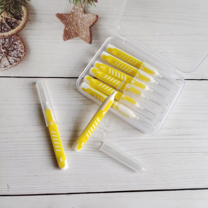 Dual-Color Orthodontic Interdental Brush for Gap and Bracket Cleaning