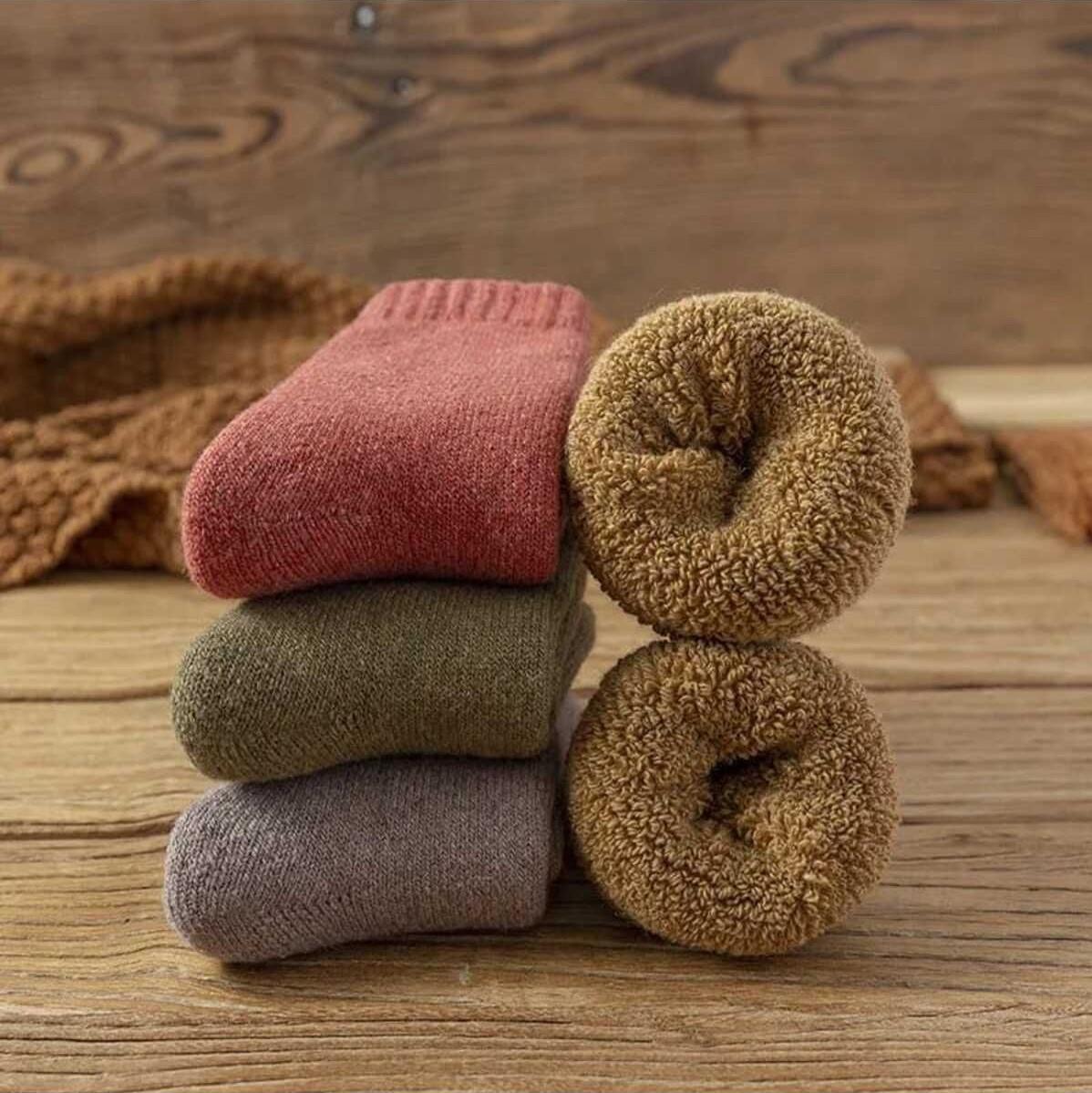 

Простые зимние махровые носки разного цвета, 4 пары женских носков 36-41, высокое качество, отечественное производство