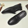 Fashion British Style Mens Loafers Genuine Leather Man Slip on Flats Outdoor Casual Shoes Business Men Driving Shoes All-match Moccasins