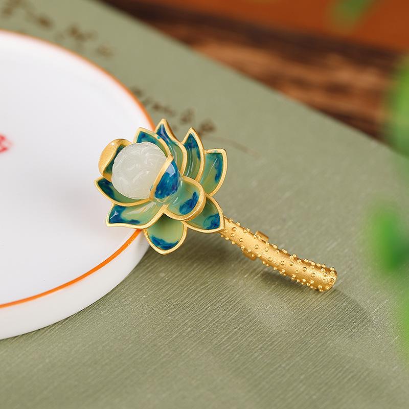 

Yilu Hetian Jade Древняя золотая эмаль Лотос Брошь Китайский стиль Элегантная национальная модная ниша