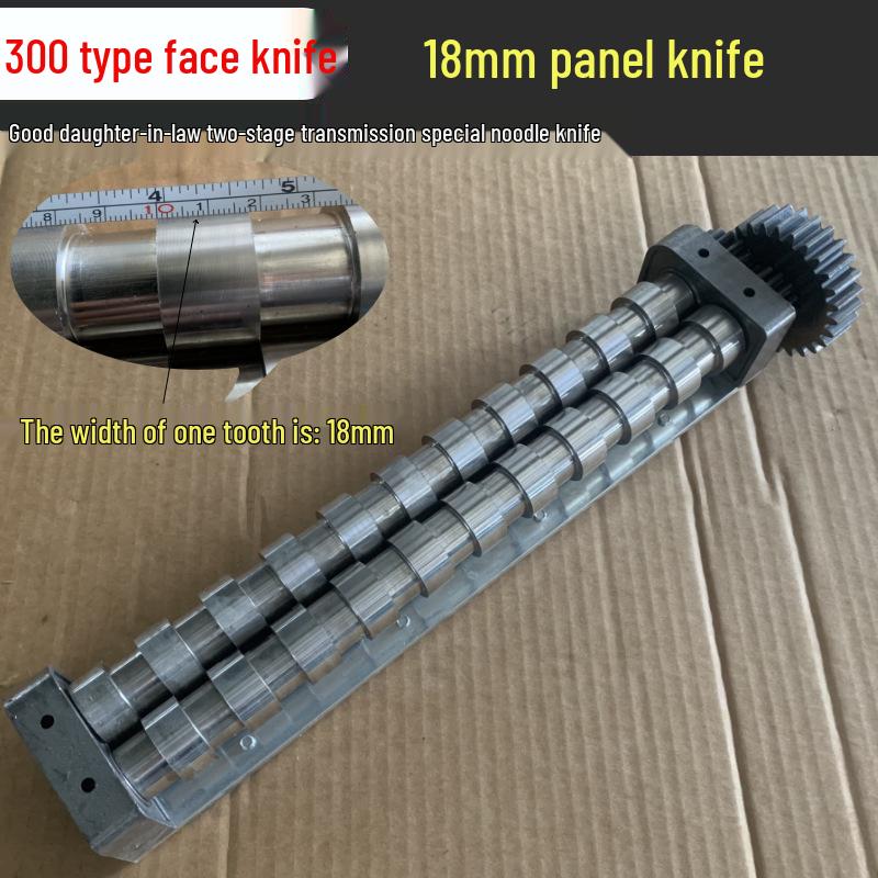 Электрическая машина для нарезки и прессования лапши с насадками: плоским, круглым и для нарезки стружкой