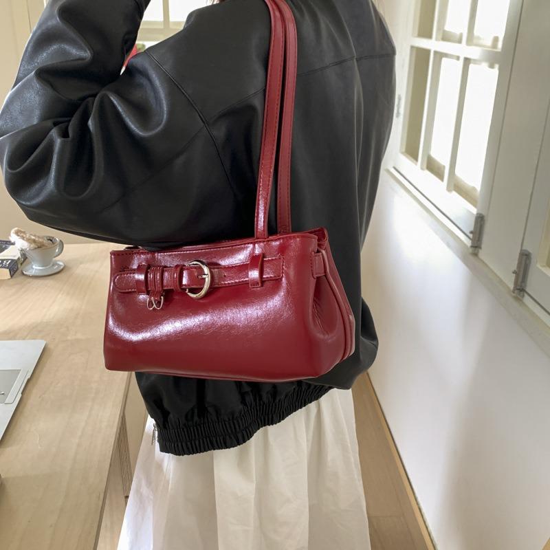 Textured Bag Women's Fashion Casual New Versatile Commuter Shoulder Bag Retro Oil Wax Leather Armpit Bag