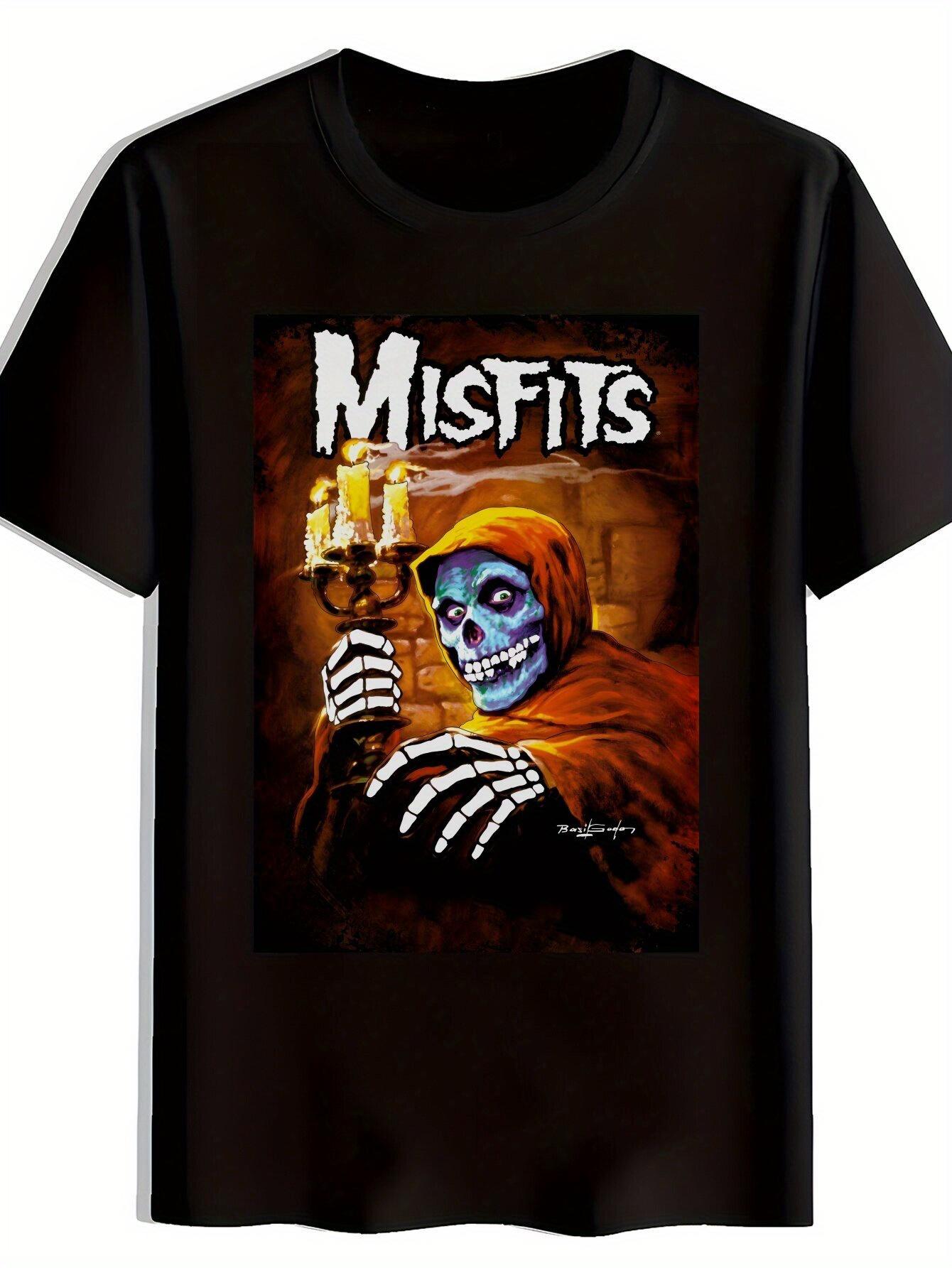

A Black Short-Sleeve T-shirt with a Print Design L