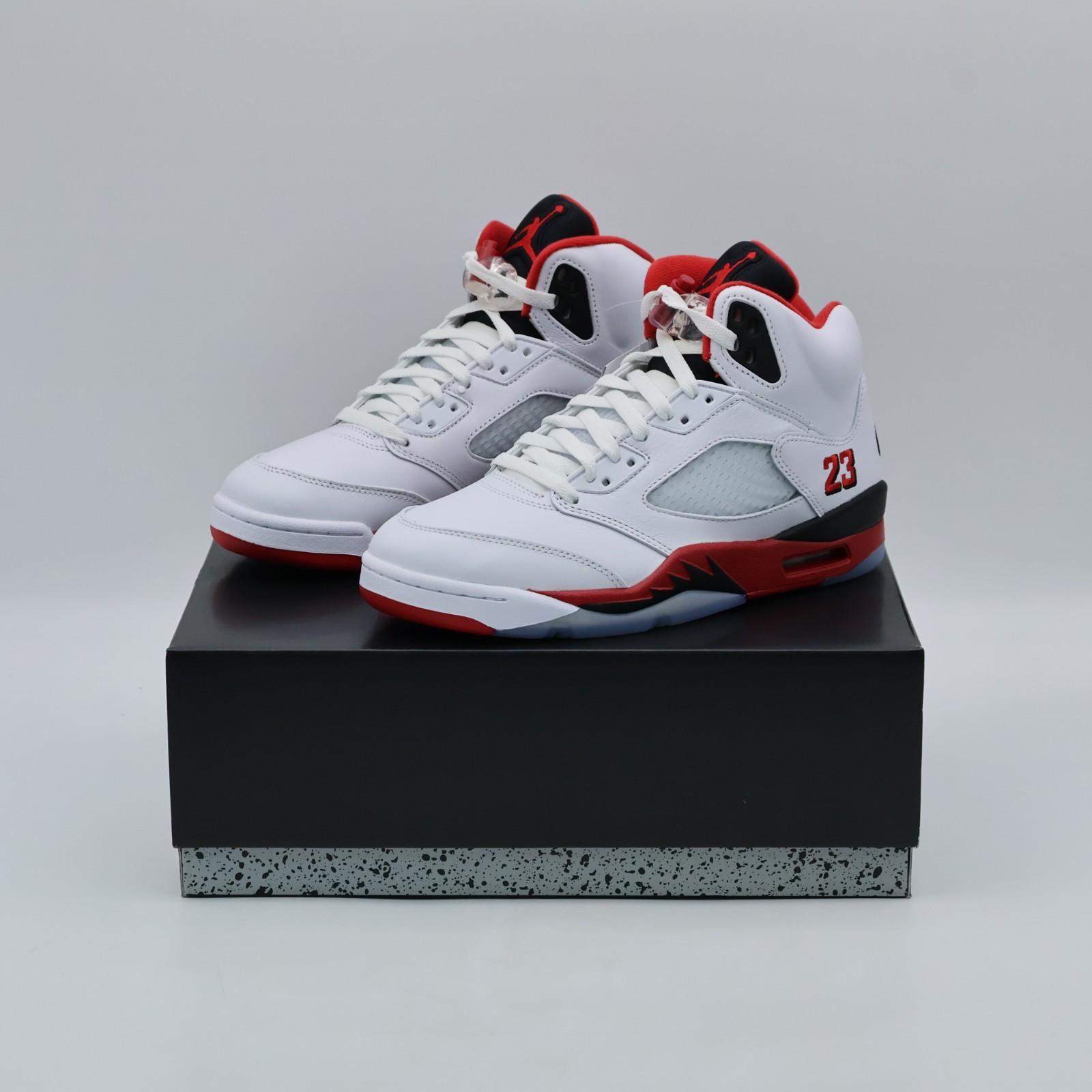 HQ7978-101 Nike Air Jordan 5 Retro