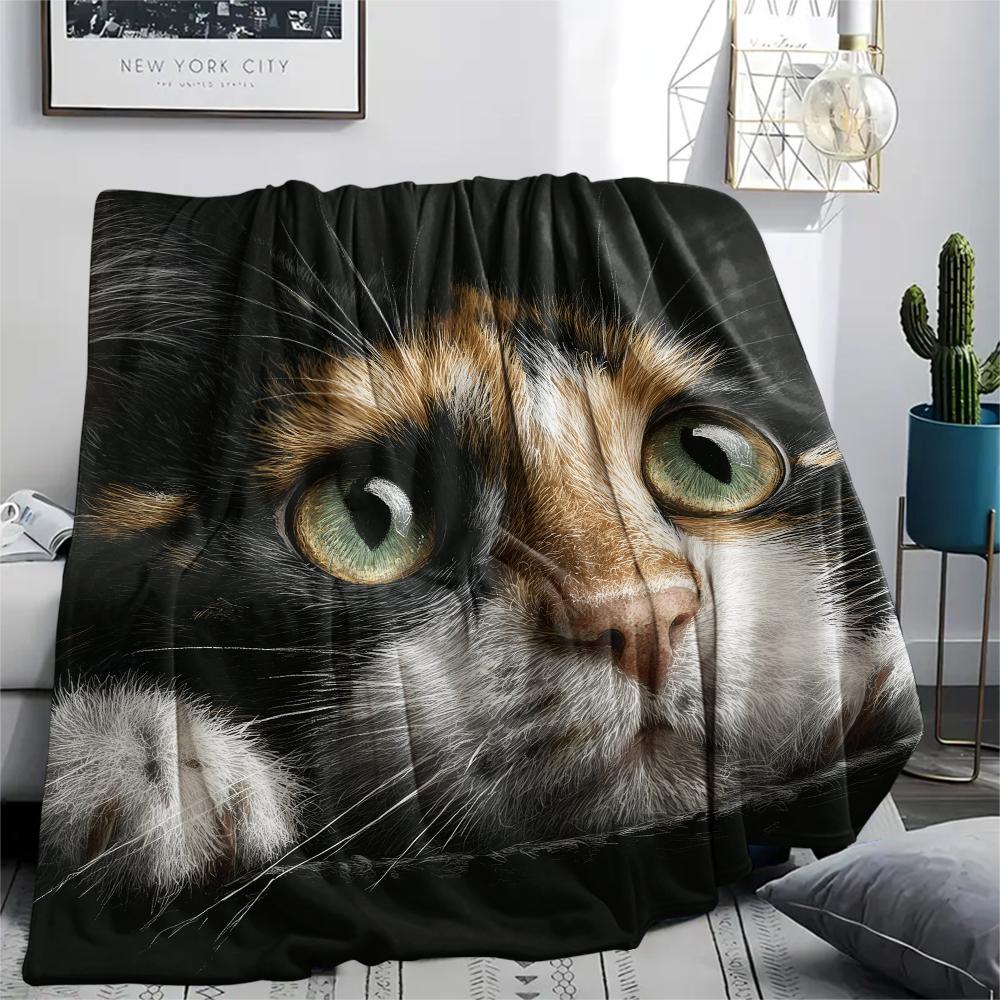

Calico Cat pattern Flannel Blanket, High quality Comfortable for All Seasons, Home Decor, Warmth and Comfort, Perfect for Gifts. 80cm x 120cm