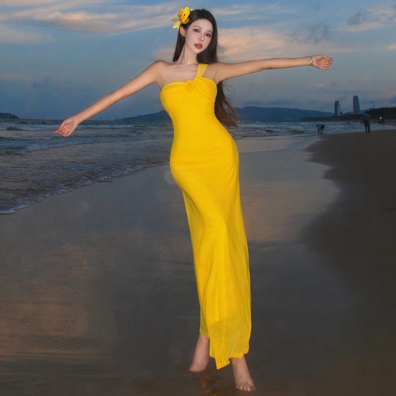 Seaside Vacation Sexy Hottie Slanted Shoulder Tube Top Dress Waist Hip Beach Dress Women