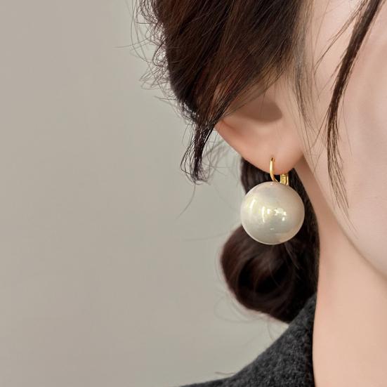 1 Pair Faux Pearl Dangle Earrings for Women, Gold Plated Drop Earrings, Large Faux Pearl Huggie Hoop Earrings