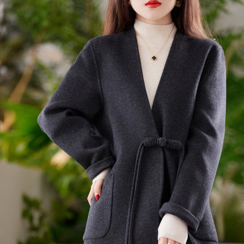 

Женское шерстяное пальто с V-образным вырезом - Двустороннее, Свободного кроя, в китайском стиле, Приталенное для осени/зимы M (Suitable for 130-150 lbs)