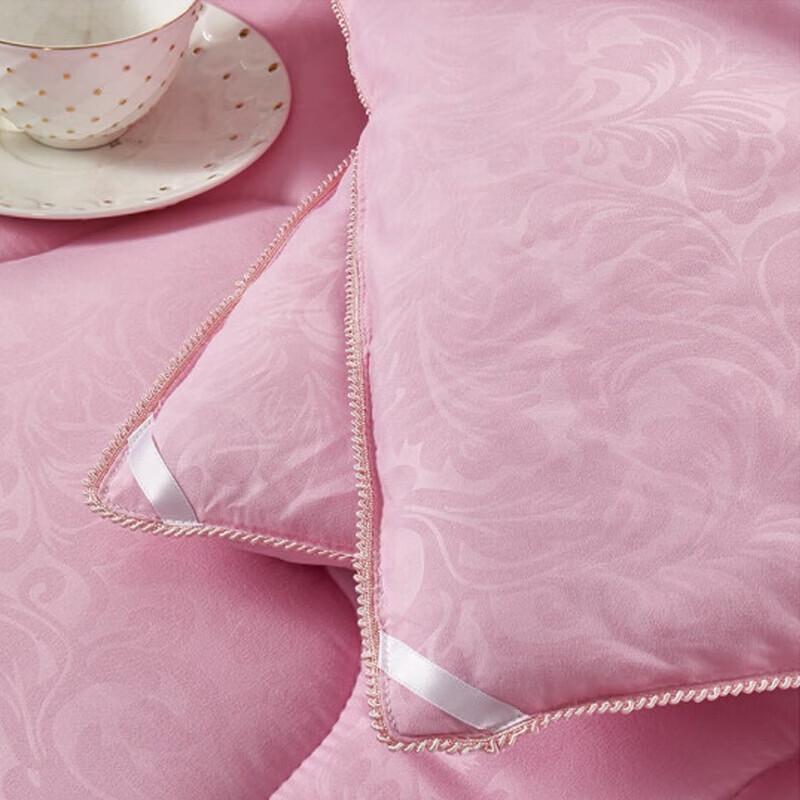 Yilian YL813 Silk Blend Quilt