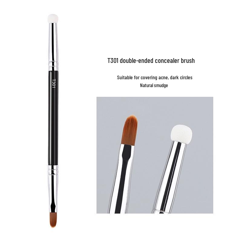 270 Ultra-Thin Angled Concealer & Eyebrow Brush - Ideal for Eyeliner, Under-Eye, and Foundation Application - Makeup Brush M08