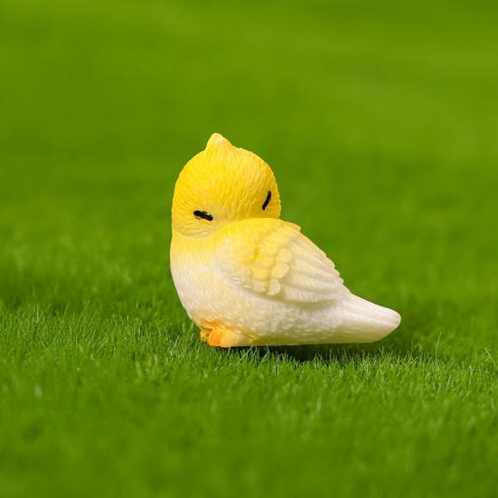 3Pcs Miniature Parrot Figurines Desktop Ornament Adorable Resin Bird Decor for Fairy Gardens & Terrariums