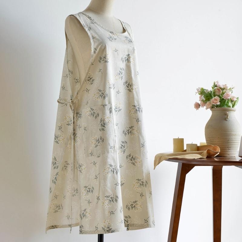Cotton Linen Apron Split Neck Design Adjustable Tie Floral Pattern Large Pockets For Cooking Gardening