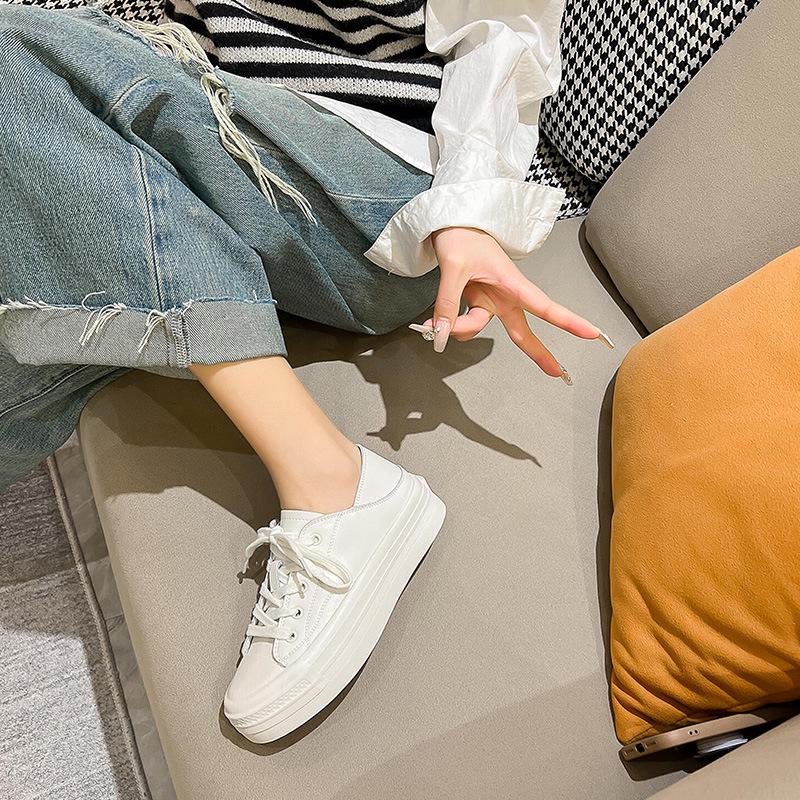 Chaussures Décontractées à Lacets en Cuir Souple Blanc Coréen pour Femmes 2025 - Sneakers de Sport Étudiantes Tendance et Polyvalentes Printemps/Été