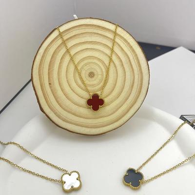 15 mm vierblättriges Kleeblatt-Halskette für Damen, 18 Karat, doppelseitige Schlüsselbeinkette, Glücksbringer, Titanstahl-Schmuck