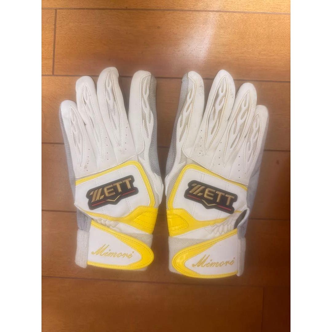 Used DeNA BayStars Mimori player actual use batting gloves