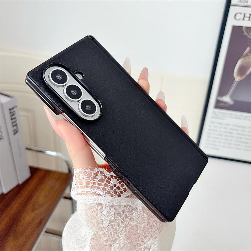 Samsung Galaxy Z Fold8 Ultra Leather Texture Protective Case