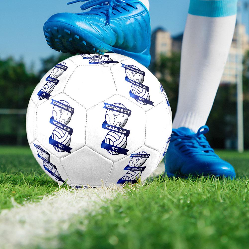 Pallone da calcioBirmingham logo stampato Taglia 5, Cucito a macchina in PVC, Resistente e ad alto rimbalzo, Adatto a tutte le età, Merchandising per tifosi, per partite e uso all'aperto.